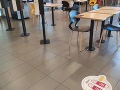 -麦当劳(石坝服务区店)