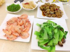 -渔中舟海鲜大排档(普陀沈家门店)