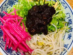 老北京炸酱面-门框胡同百年卤煮(新街口店)