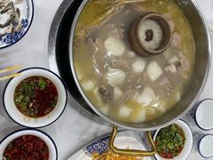 -朴小妹人参鸡汤火锅(长白山万达店)