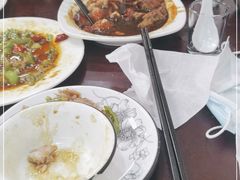 -余杨鸭鸭餐厅