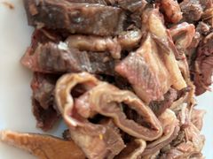 -闫家驴肉老店(华电一校店)