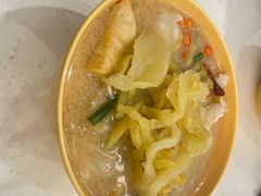 -谭仔米线(皇庭广场店)