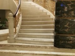 -麓湖国际水疗