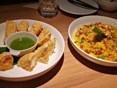 -默加东南亚美食(大宁音乐广场店)