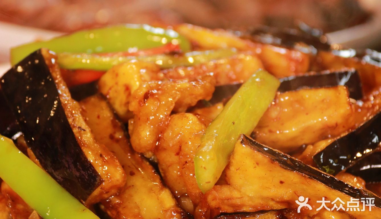 嘎嘎香的铁锅炖