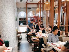 -三人行骨头王火锅(长寿店)