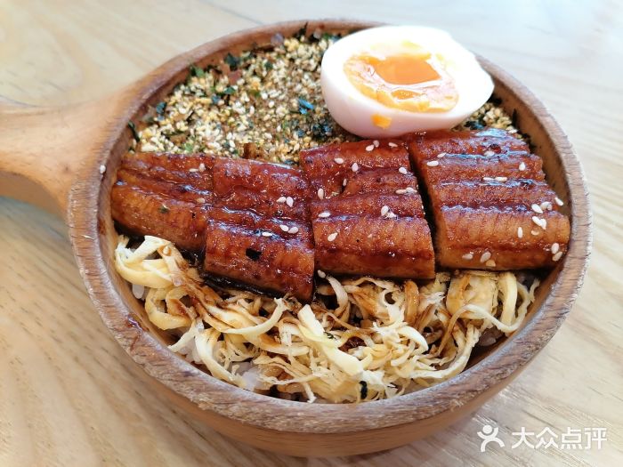 小句号日本料理(松江万达店)超好吃的双拼鳗鱼饭图片