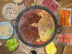 -周幺妹重庆老火锅(银泰城总店)