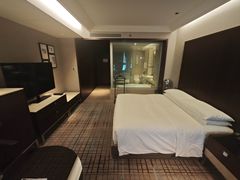 -上海龙之梦万丽酒店