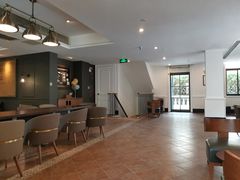 大堂-星巴克臻选(广州沙面店)