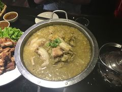 -老六杀猪菜(进乡街店)