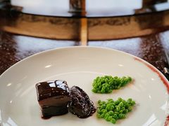 鲍鱼红烧肉-杭州西子湖四季酒店·金沙厅
