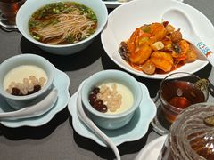 -小厨娘绣中淮扬(总统府大行宫店)