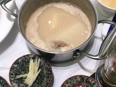 -红鼎豆捞·非遗鲍皇汤火锅(宝丰路店)