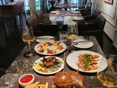 -LESCEDARS Brasserie Bistro香柏树