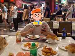 -四海一家自助餐(益田假日广场店)