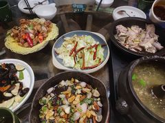 -云海肴·汽锅鸡·云南菜(天山百盛优客店)