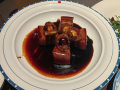 鲍鱼红烧肉-肆月河豚·新淮扬菜·烤鸭(中关村店)