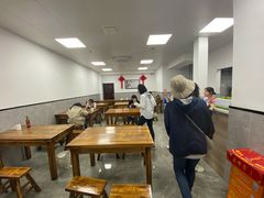 大堂-何记酿皮店(西流湾店)