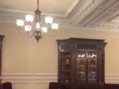 -Salon de Ville浦江汇(上海外滩华尔道夫酒店店)