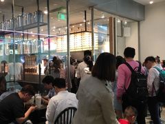 等位区-喜茶(广州天汇igc店)