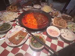 -赵美丽重庆火锅(西安直营总店)