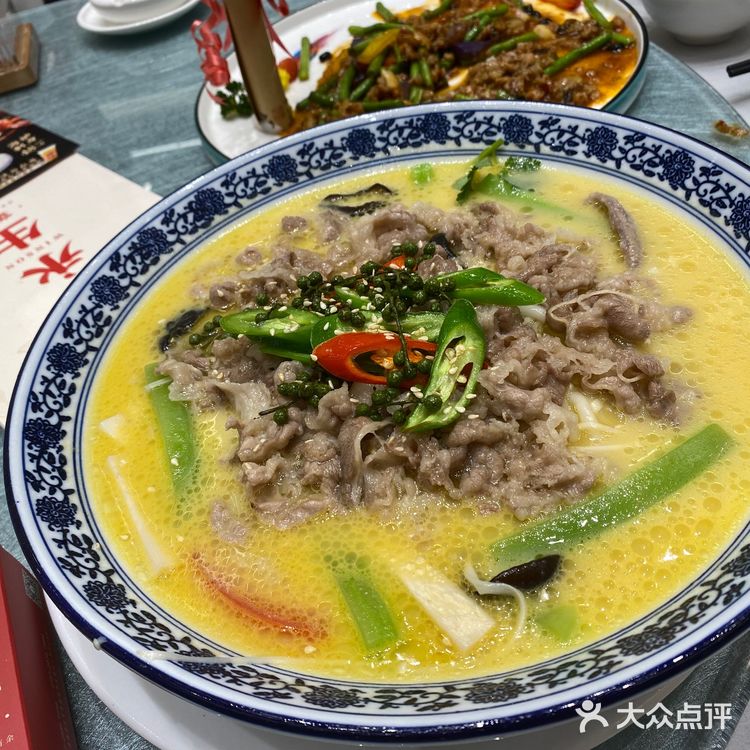 终于来打卡了，出品不错菜品味道都很好