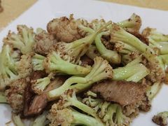 菜花炒猪颈肉-九大簋家宴(北京路店)