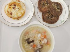 -臻爱住家月嫂育儿嫂(万达店)