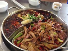 鸡杂毛血旺鸳鸯锅-胖娃古镇鸡杂(磁器口总店)