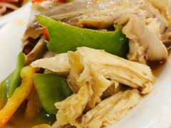 -汗腾格里·风味餐厅(新疆驻京办店)