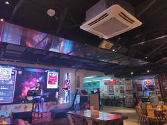 大堂-马路牙子地桌烤肉(工体店)