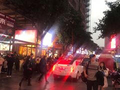 -八一好吃街·高品美食广场