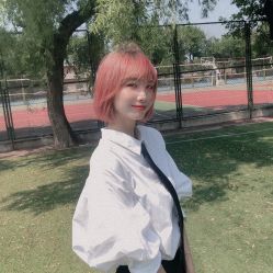 -BULB STUDIO 巴柏明星发型工作室