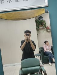 -卡木里发型工作室