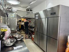 -周良天山牛杂城(天山路总店)