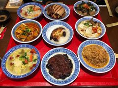 -蓝田九大碗民俗食府(蓝田店)