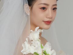 -金夫人化妆摄影职业培训学校