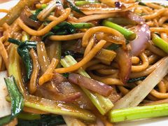 干煸牛肉炒面-清真西北风味餐厅