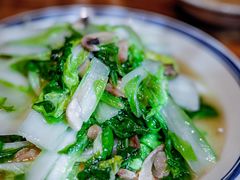 口蘑油渣小白菜-泥糊破店小酒馆·团建聚餐(南京西路店)