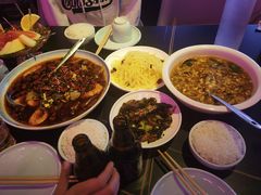 -粉墨特色菜·烧烤音乐酒馆