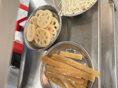 -肖婷姐大铁锅重庆火锅(南湖店)