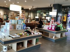 -魔方城市书房(中街益田店)