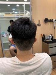 -首脑美发沙龙