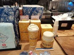 -霸王茶姬(上海静安大悦城店)