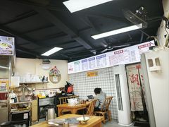 -明姨仔潮汕美食·碳炉猪脚·汕尾牛腩饭·起片鸡煲(起义路店)