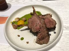 香煎小羊排配普罗旺斯炖菜-娜娜家·Nana's restaurant(国金汇店)
