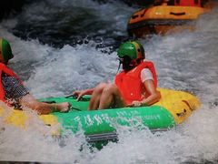 -雅鲁激流探险漂流