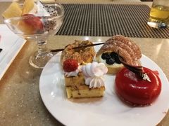 -亮马河饭店翠雅咖啡厅